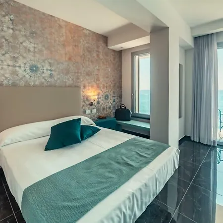Nautilus Hotel Giardini-Naxos
