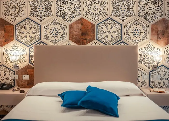 Nautilus מלון 4*