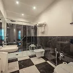 Nautilus Hotel 4*