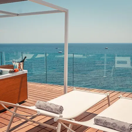 Nautilus Otel