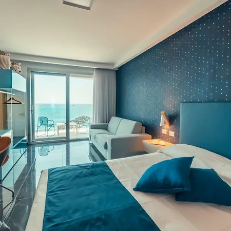 Nautilus Ξενοδοχείο 4*