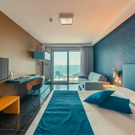 Nautilus 4* جيارديني ناكسوس