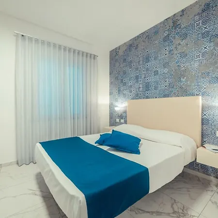 Nautilus جيارديني ناكسوس