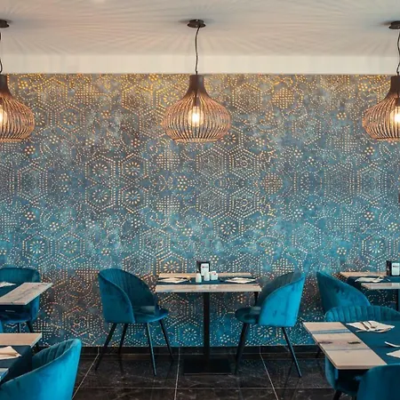 Nautilus فندق 4*